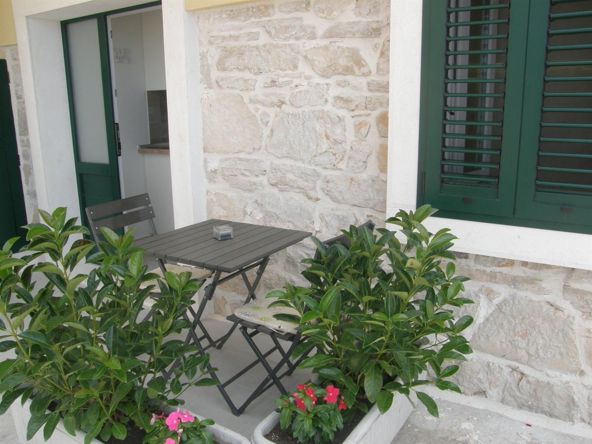 Apartments Mare Primošten Eksteriør bilde