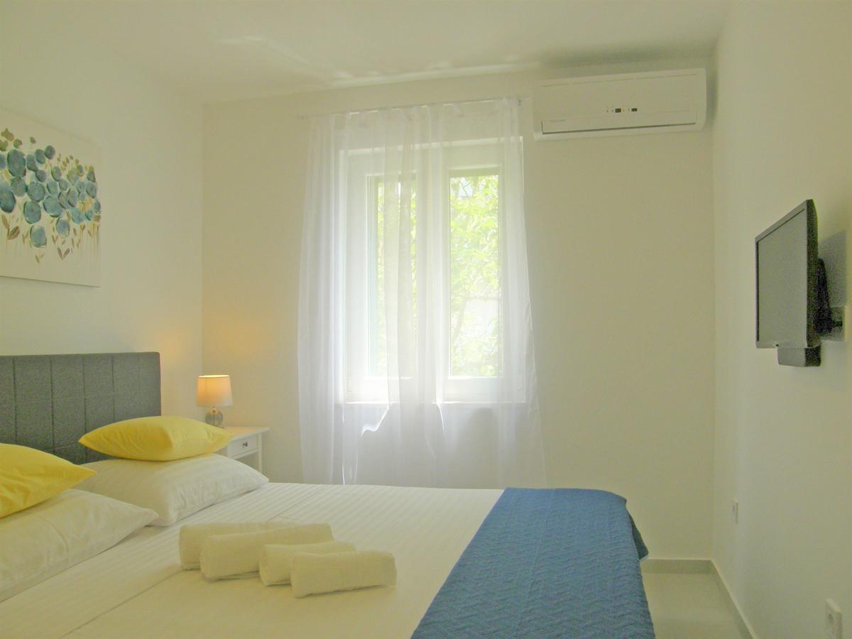 Apartments Mare Primošten Eksteriør bilde