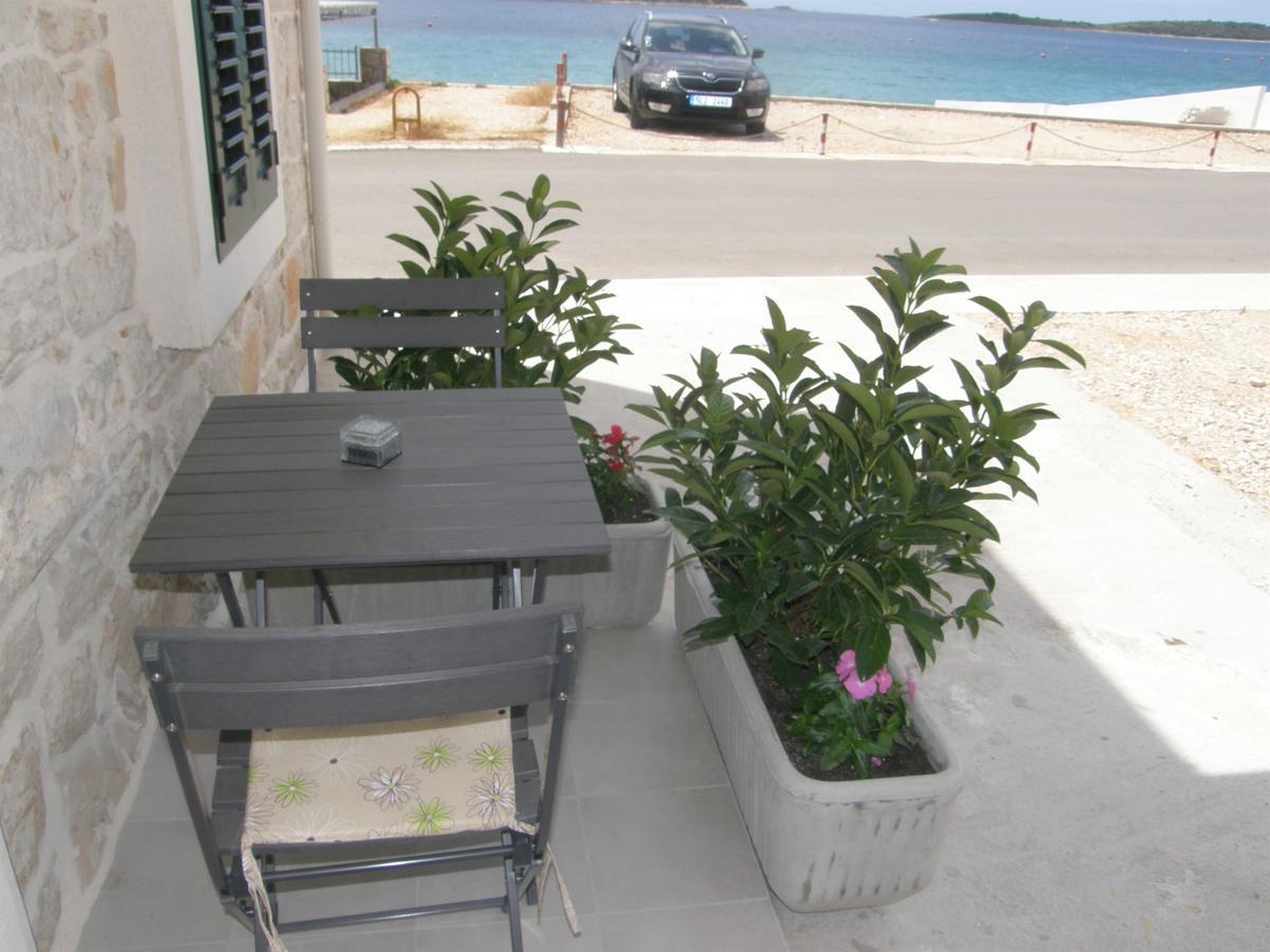 Apartments Mare Primošten Eksteriør bilde